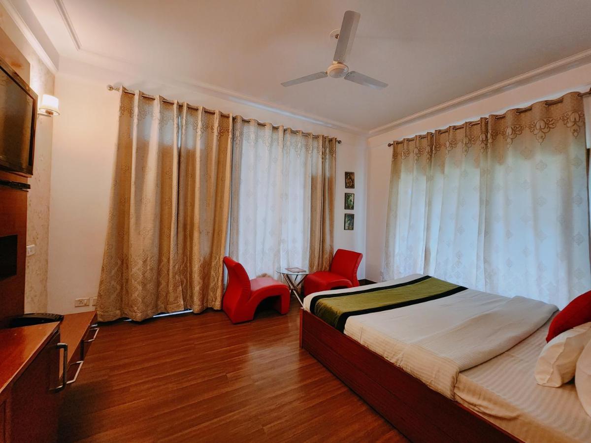 Hotel Bliss Kasauli Exteriör bild