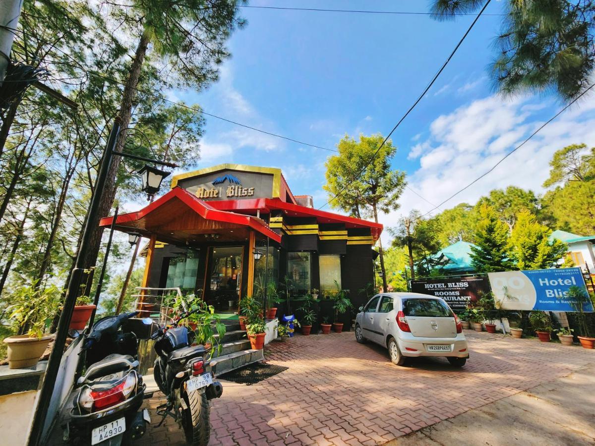 Hotel Bliss Kasauli Exteriör bild