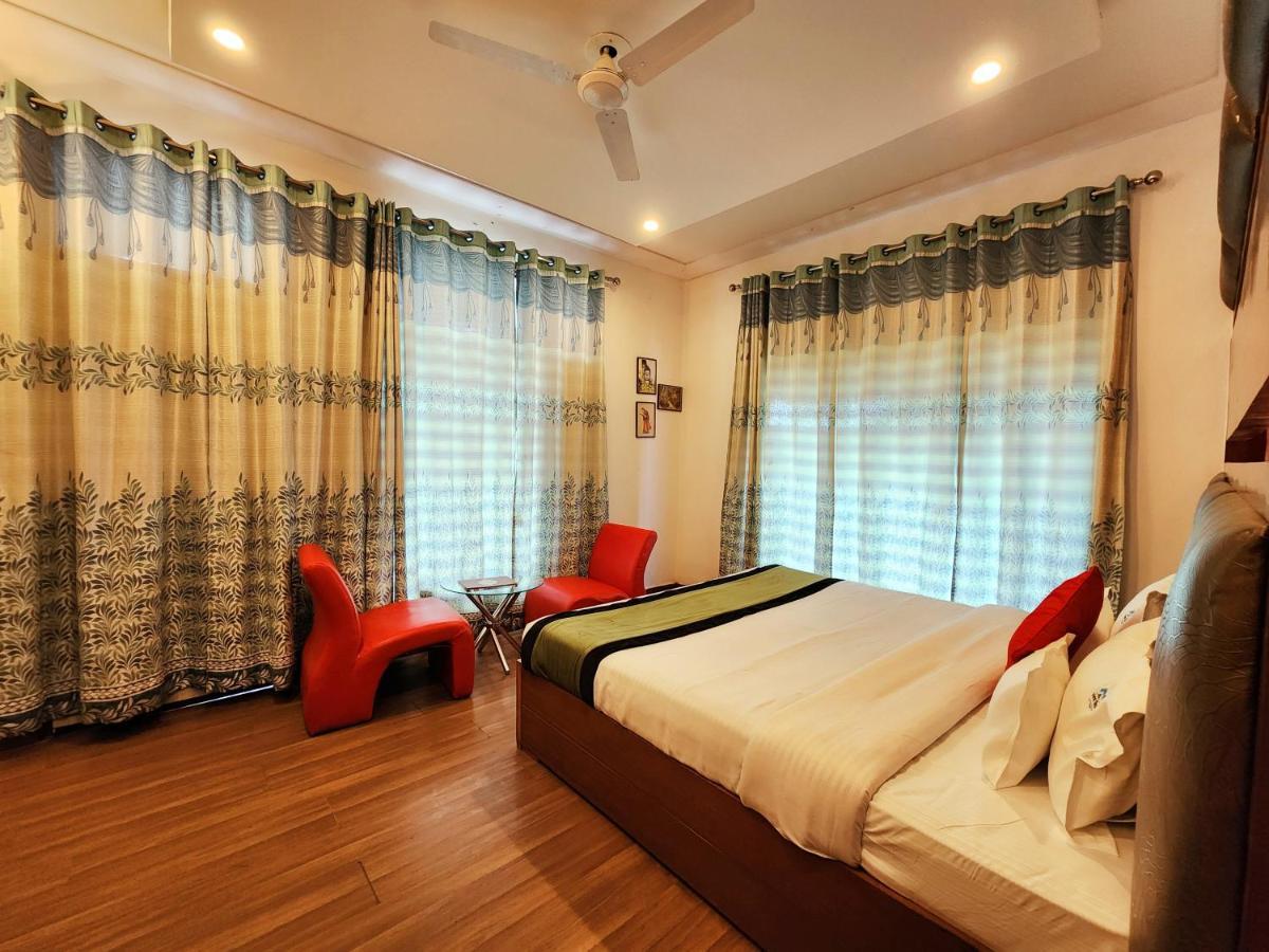 Hotel Bliss Kasauli Exteriör bild