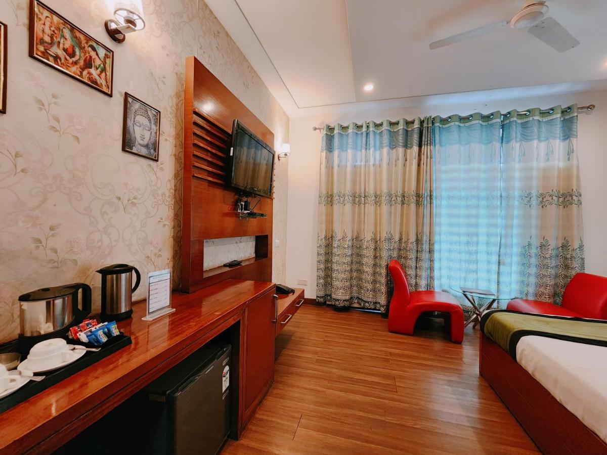 Hotel Bliss Kasauli Exteriör bild