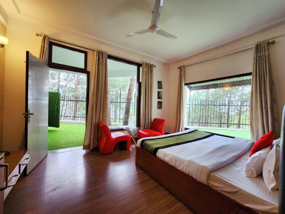 Hotel Bliss Kasauli Exteriör bild